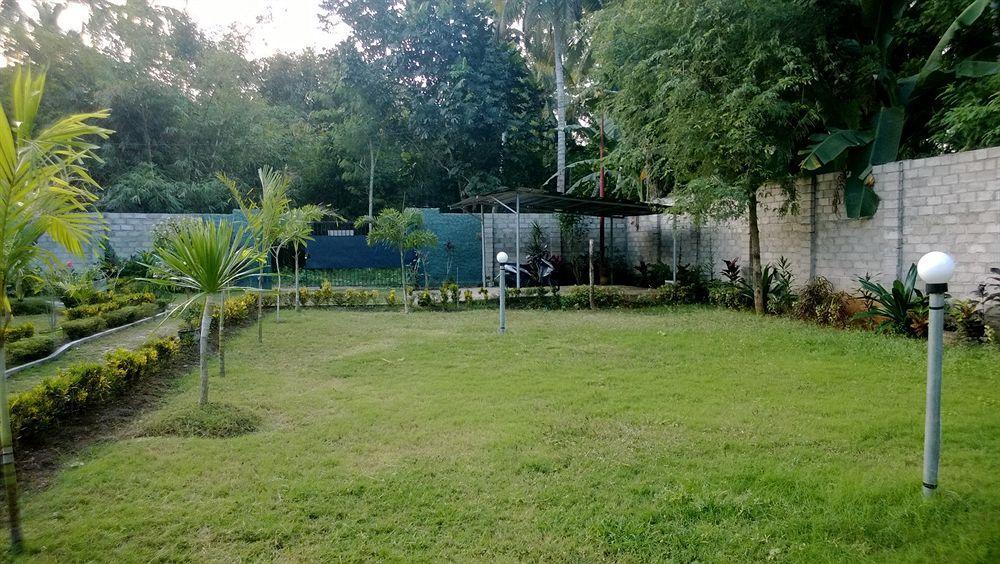 Shu Villa Lombok Kuta  Экстерьер фото