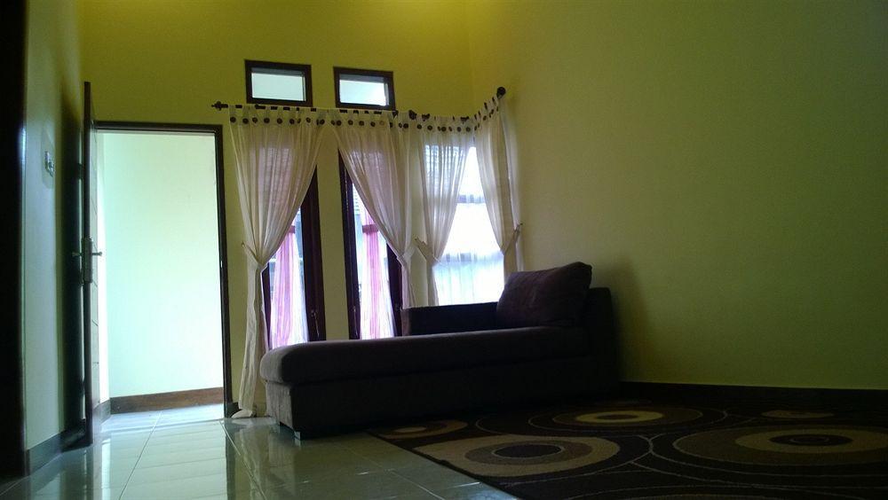 Shu Villa Lombok Kuta  Экстерьер фото