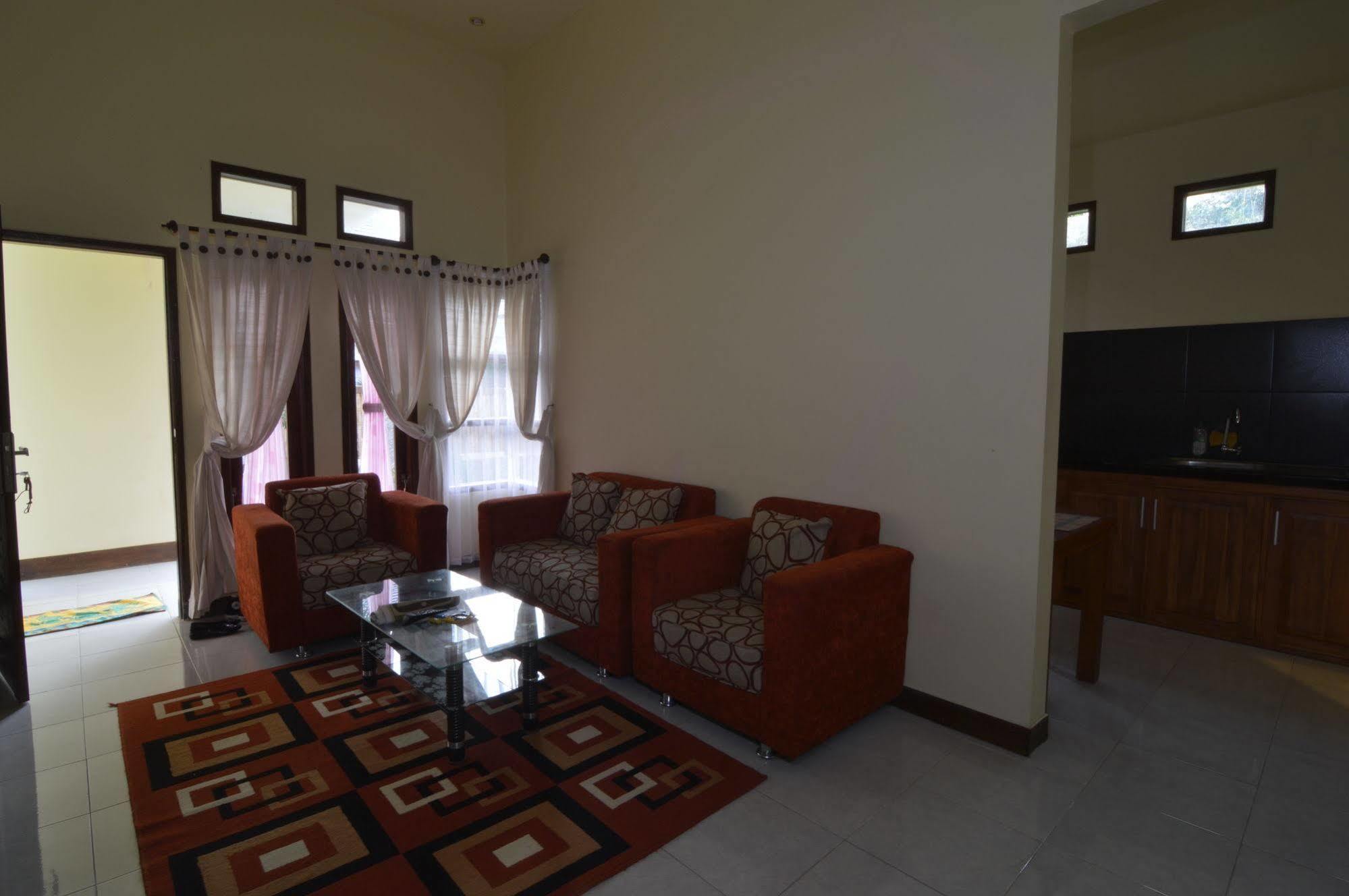 Shu Villa Lombok Kuta  Экстерьер фото