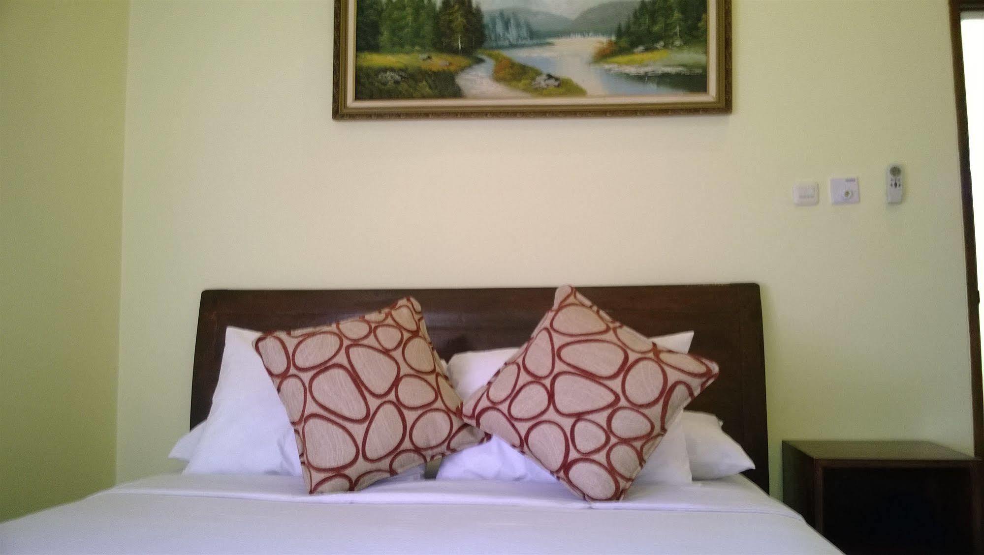 Shu Villa Lombok Kuta  Экстерьер фото
