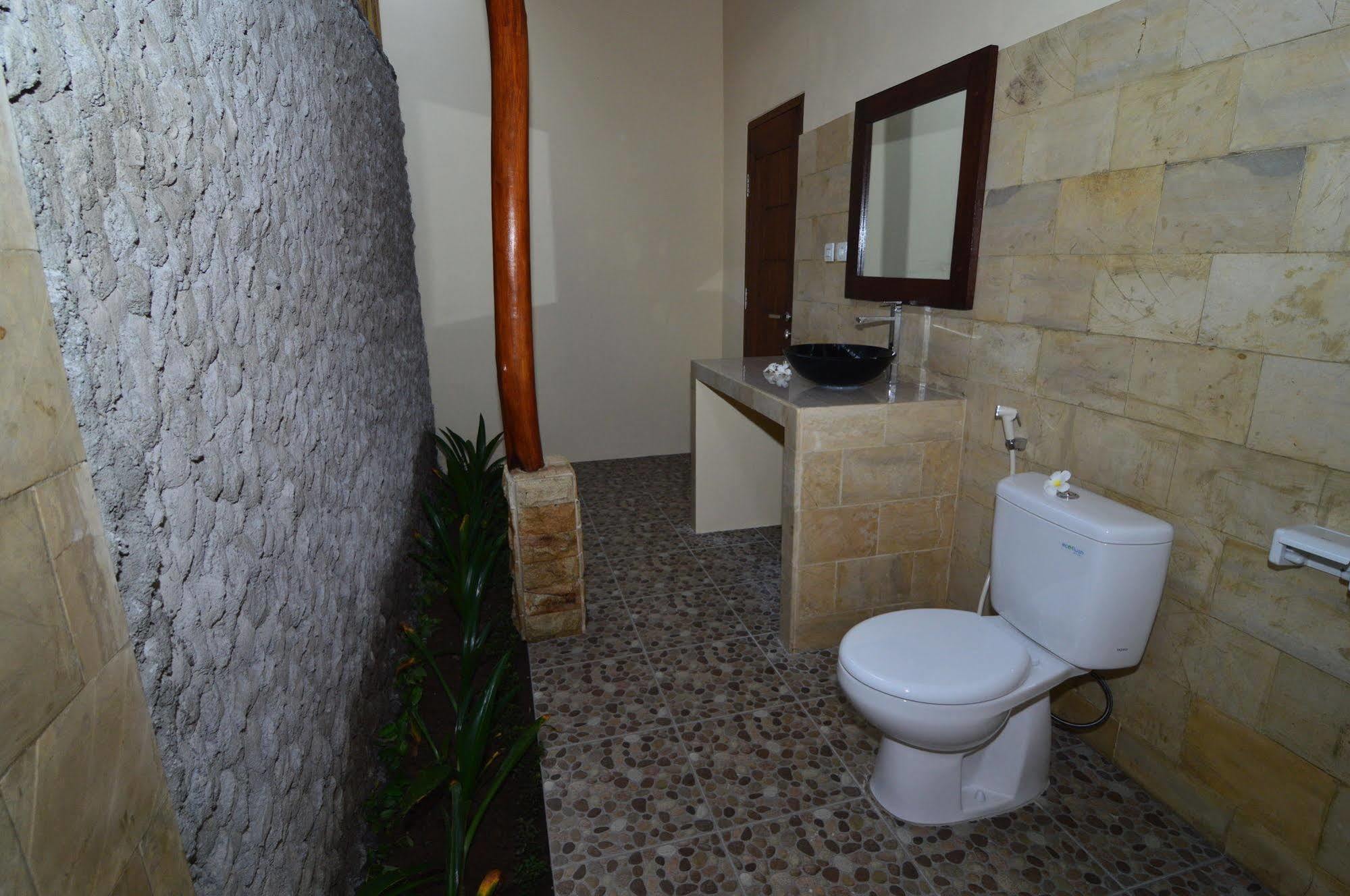 Shu Villa Lombok Kuta  Экстерьер фото
