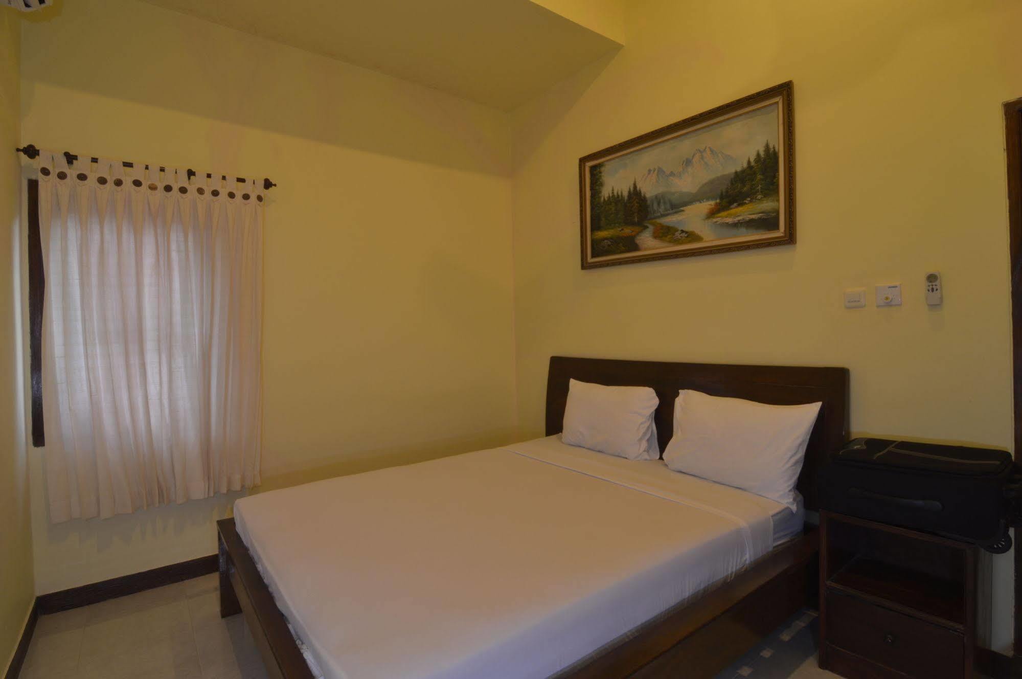 Shu Villa Lombok Kuta  Экстерьер фото