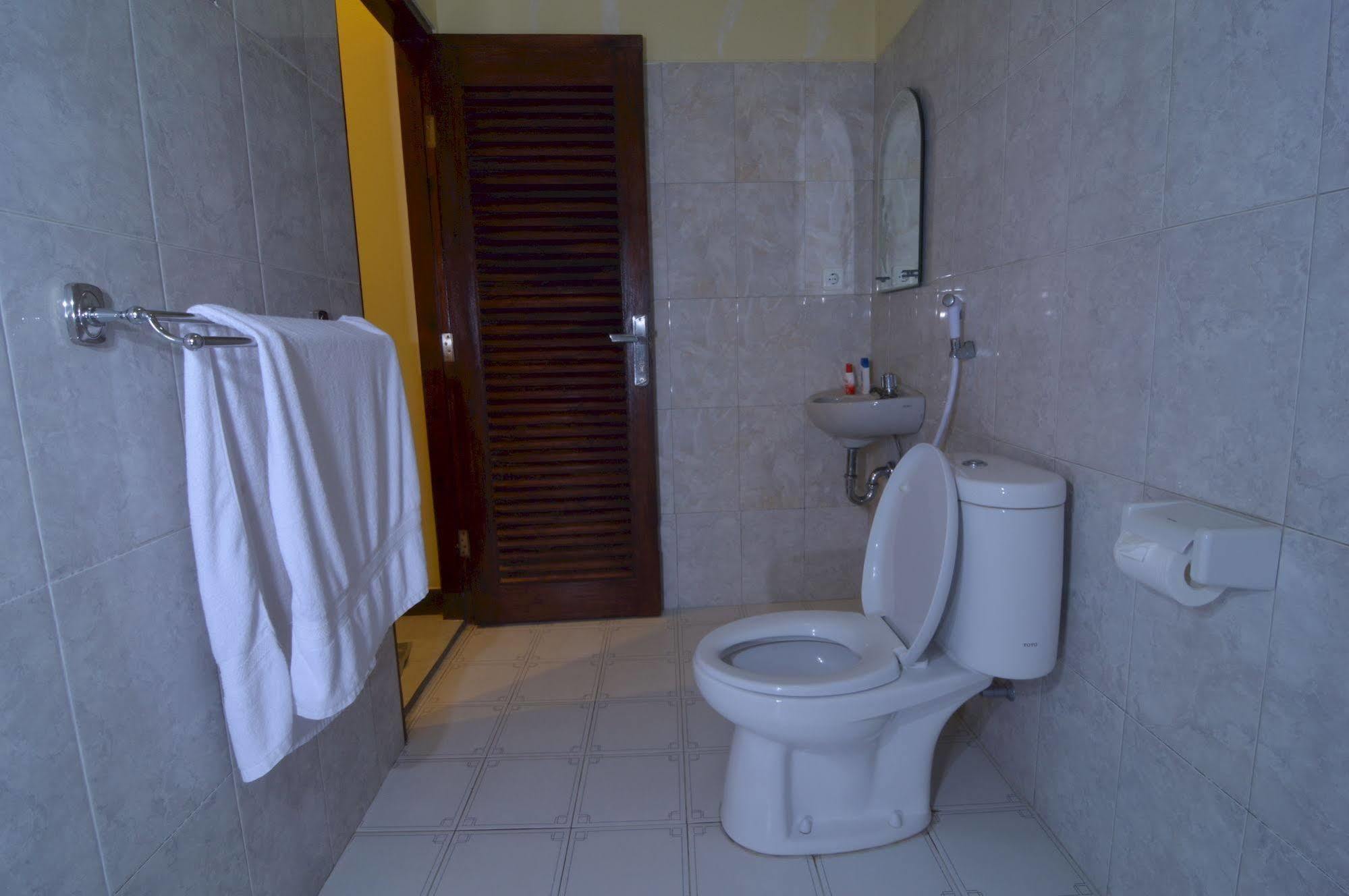 Shu Villa Lombok Kuta  Экстерьер фото