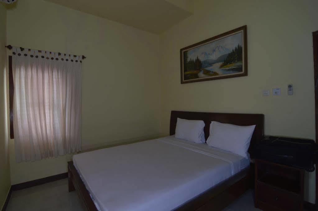 Shu Villa Lombok Kuta  Экстерьер фото